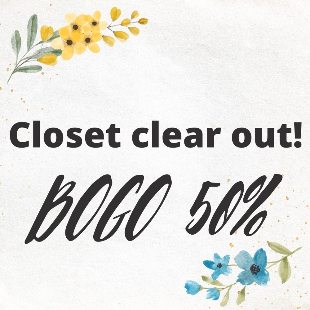 😍CLOSET CLEAR OUT SALE 😍